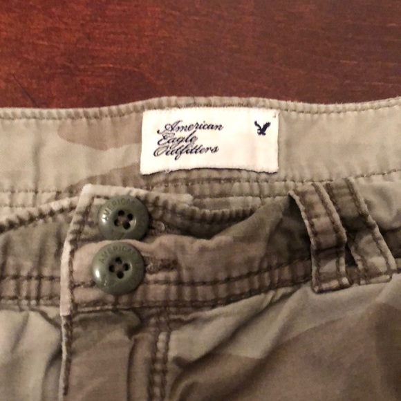 American Eagle camouflage shorts & white tank top. - Picture 3 of 3